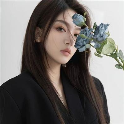 派遣女公关彩华